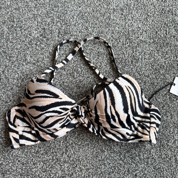 NWT Shade & Shore Black Tan and White Zebra Twist Front Padded Bikini Top - Picture 2 of 12